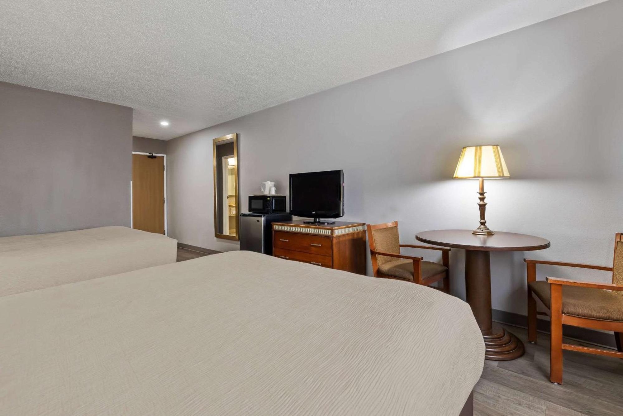 Quality Inn Near Monument Health Rapid City Hospital Zewnętrze zdjęcie