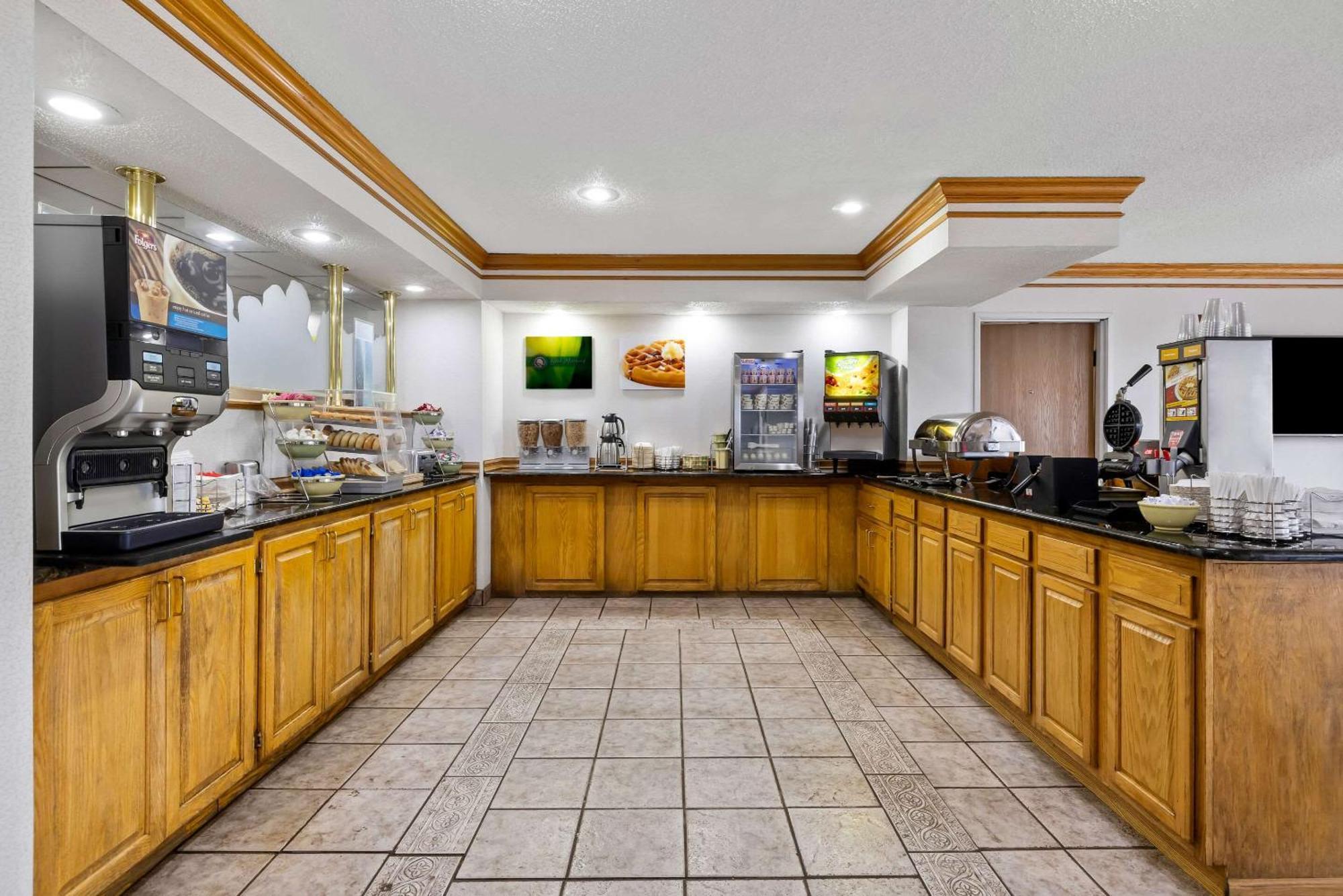 Quality Inn Near Monument Health Rapid City Hospital Zewnętrze zdjęcie